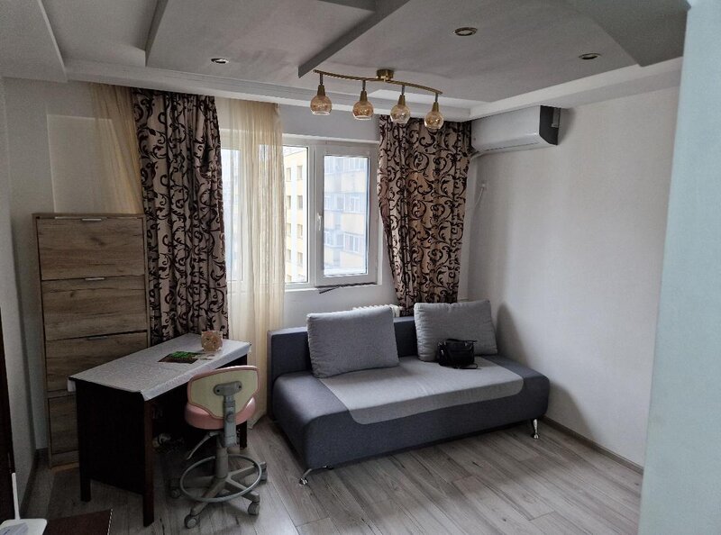 Obor, Teiul Doamnei, Lacul Tei,